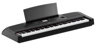 Yamaha DGX 670B elpiano med styels. Svart. Med notebrett +sustain pedal og strømforsyning.  